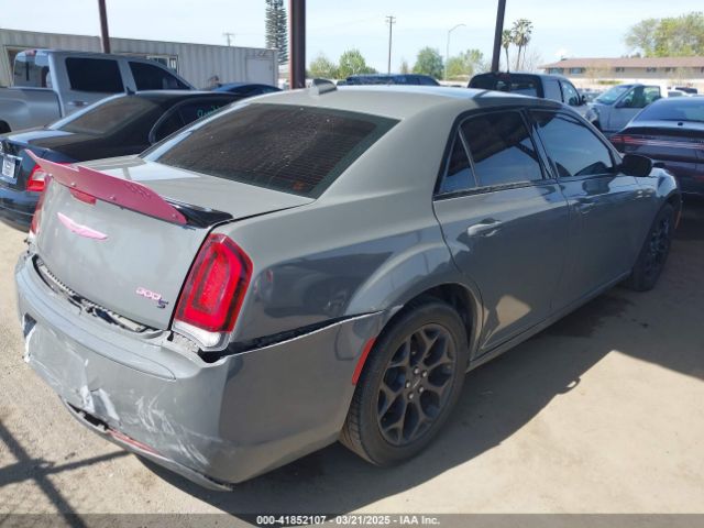 2019 CHRYSLER 300 2C3CCAGG3KH542774 Photo 3