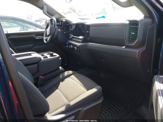 3GTPUBEKXNG510125 GMC Sierra 1500 4wd  Standard Box Sle