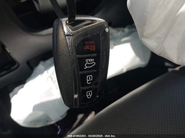 KM8SR4HF2GU141648 Hyundai Santa Fe Limited