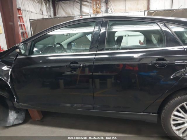 1FADP3N24HL272396 Ford Focus Titanium