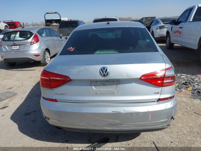 1VWAS7A3XGC033240 Volkswagen Passat 1.8t S