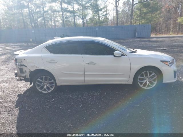 19UDE2F30KA000918 Acura Ilx Standard