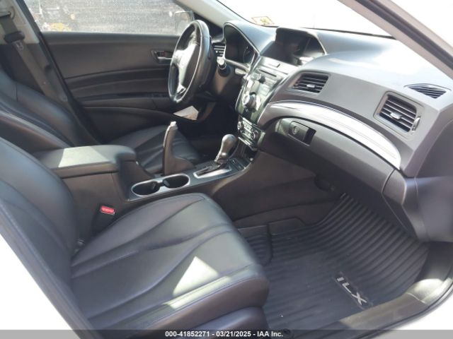 19UDE2F30KA000918 Acura Ilx Standard