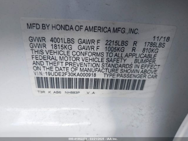 19UDE2F30KA000918 Acura Ilx Standard