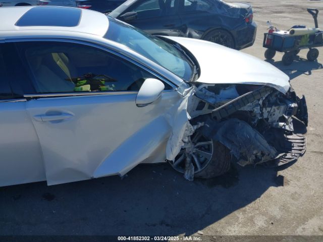 JTHBW1GG8H2137766 Lexus Es Es 300h