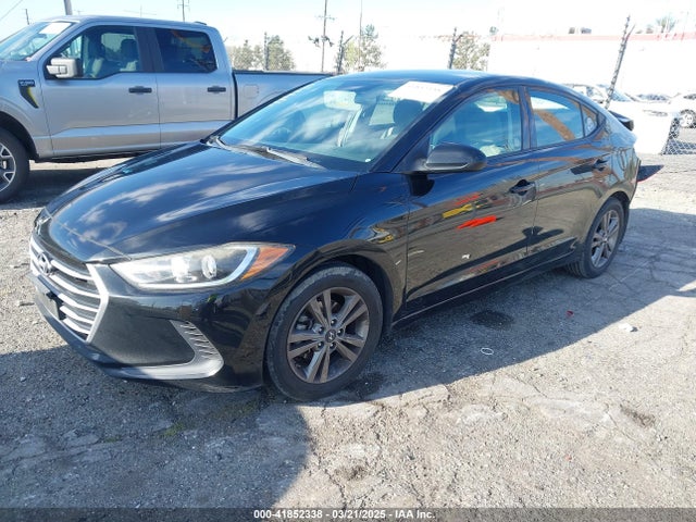 5NPD84LF7HH052676 Hyundai ELANTRA SE