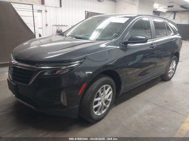 2GNAXUEV6N6144962 Chevrolet Equinox Awd Lt