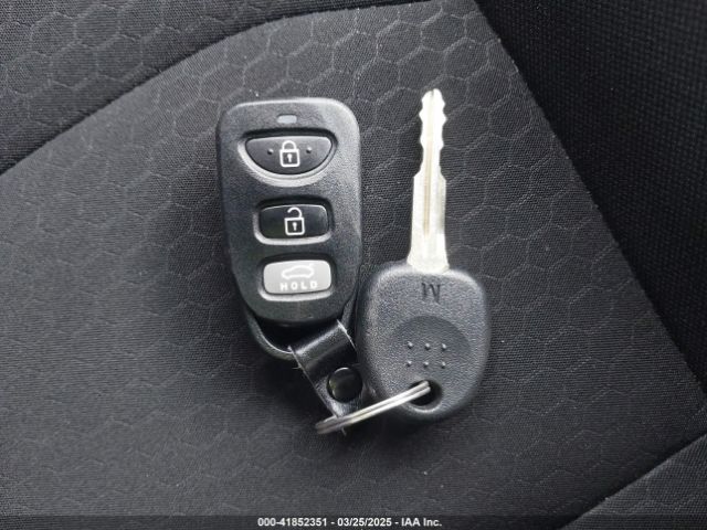 5NPD74LF6KH416144 Hyundai ELANTRA SE