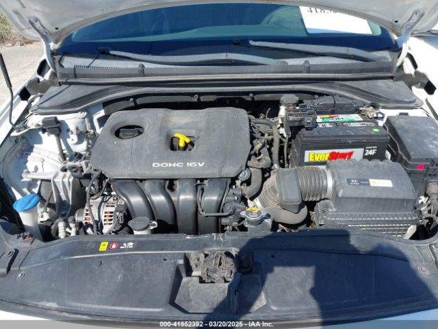 5NPD74LF1JH326236 Hyundai ELANTRA SE