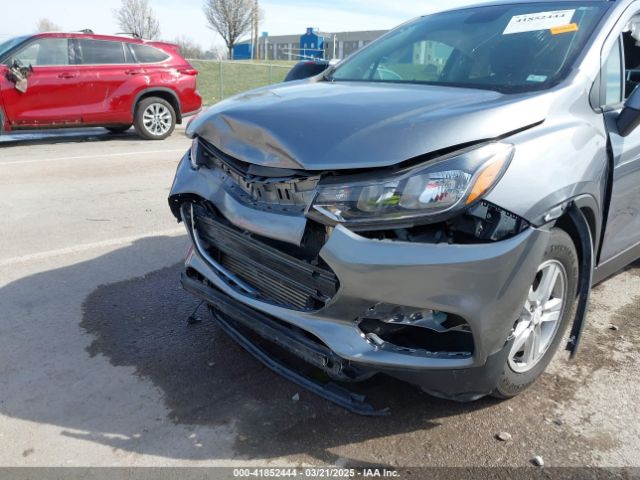 3GNCJKSBXLL230292 Chevrolet Trax Fwd Ls