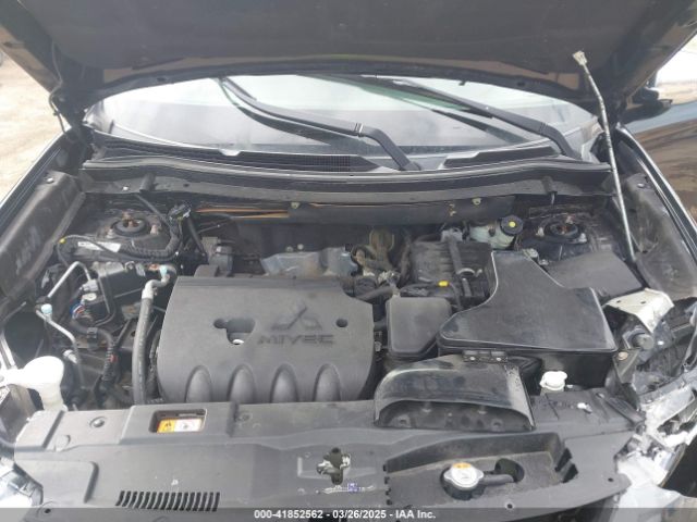 JA4AZ3A32HZ027416 Mitsubishi Outlander Se/sel