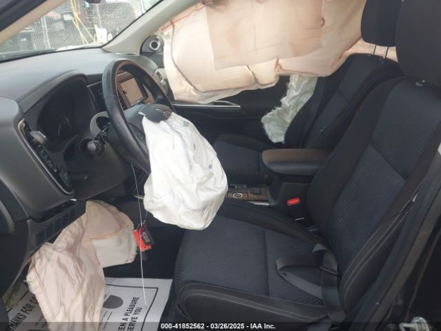 JA4AZ3A32HZ027416 Mitsubishi Outlander Se/sel