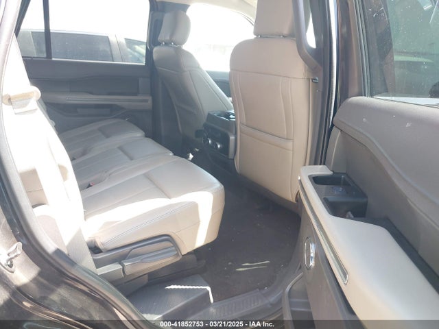 1FMJU1HT7LEA25705 Ford Expedition Xlt