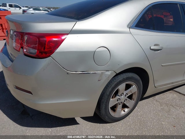 1G11A5SL7FF113559 Chevrolet Malibu 1fl