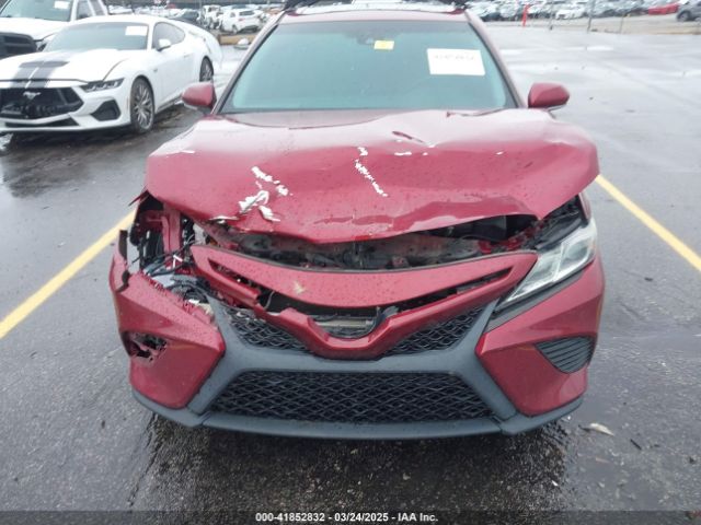 4T1B21HK2JU501752 Toyota Camry Hybrid Se