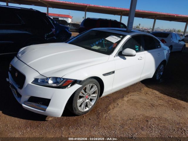 SAJBD4BV9HCY44515 Jaguar Xf 35t Premium