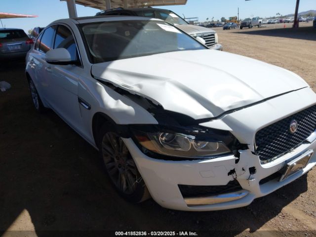 SAJBD4BV9HCY44515 Jaguar Xf 35t Premium