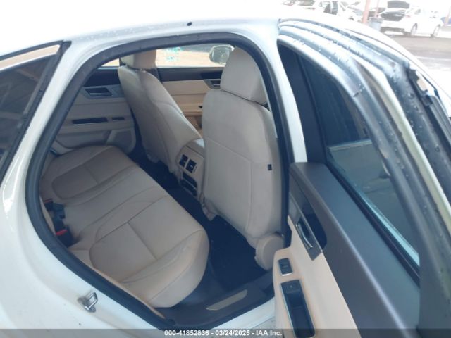 SAJBD4BV9HCY44515 Jaguar Xf 35t Premium