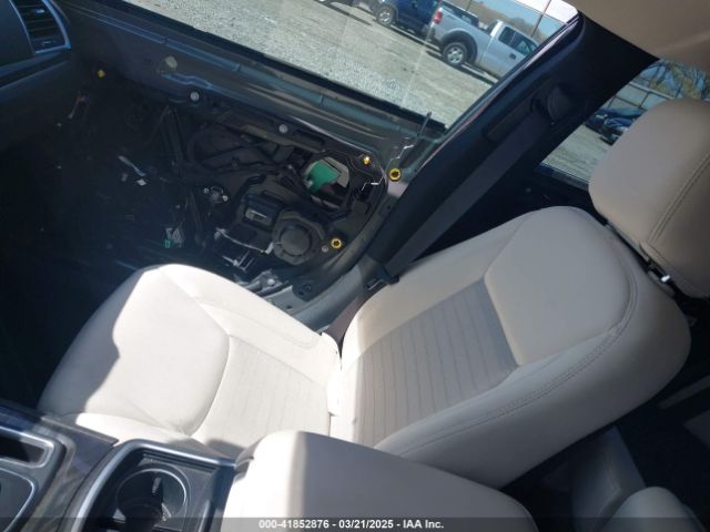 2019 CHRYSLER 300 2C3CCAAG0KH564997 Photo 4
