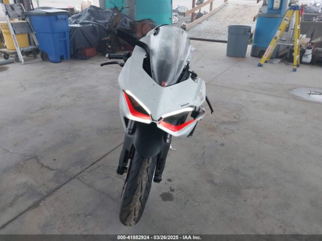 2023 DUCATI PANIGALE ZDMHAATW6PB012906 Photo 4
