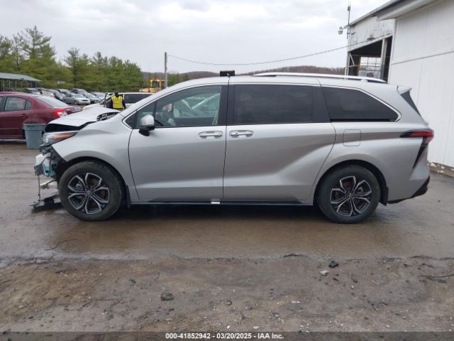 5TDESKFC0SS168900 Toyota Sienna Platinum