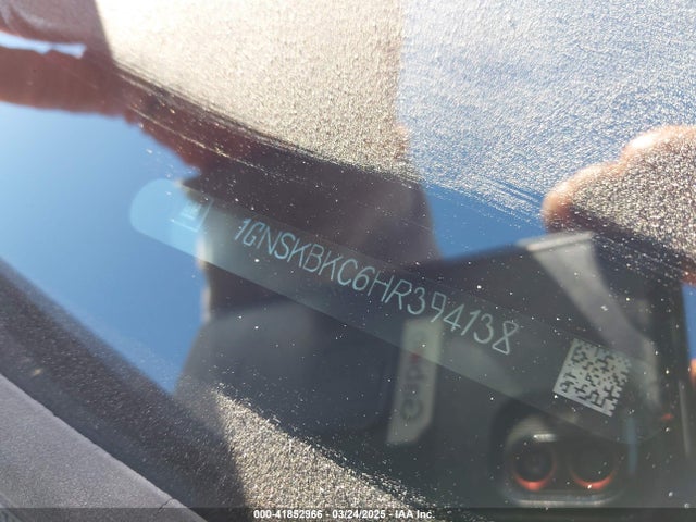1GNSKBKC6HR394138 Chevrolet Tahoe Lt