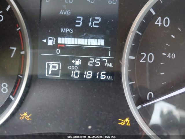 3N1CN8DV8ML817330 Nissan Versa S Xtronic Cvt