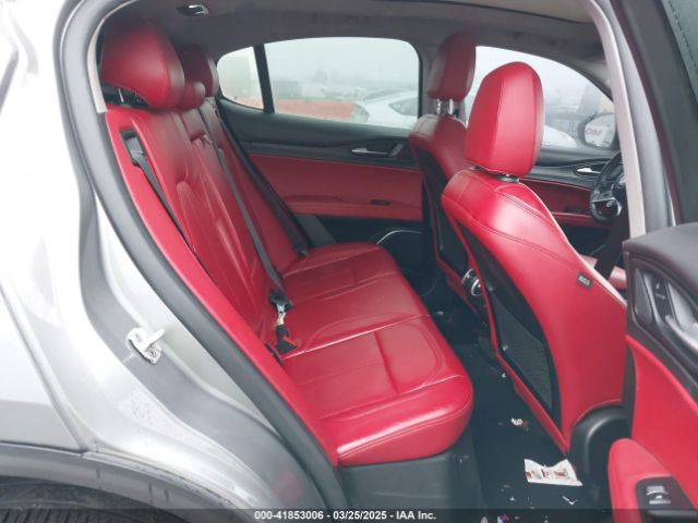 ZASFAKAN3J7B72892 Alfa Romeo Stelvio Awd