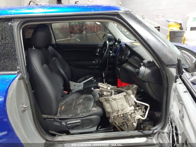 2016 MINI HARDTOP WMWXP5C51GT739947 Photo 4