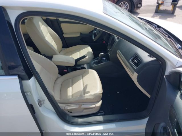 3VWDB7AJ5HM320058 Volkswagen Jetta 1.4t Se