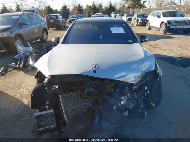 WDDUG8CB8HA306576 Mercedes-Benz S 550
