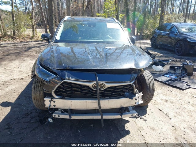 5TDKDRAH0PS007527 Toyota Highlander Xle