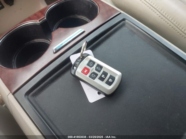 5TDYK3DCXES471676 Toyota Sienna Xle V6 8 Passenger