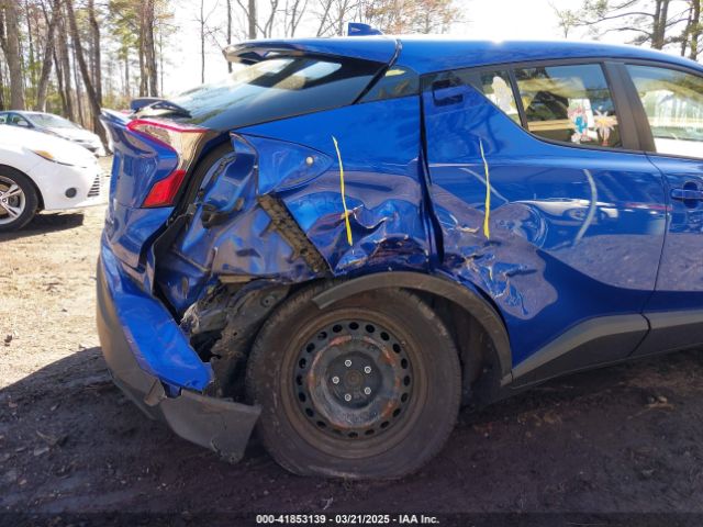 JTNKHMBXXL1092909 Toyota C-HR LE