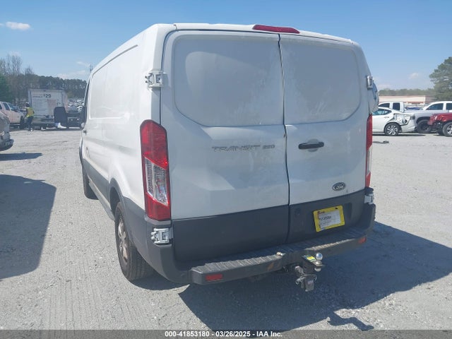 1FTYR1YG1GKA75773 Ford Transit-250