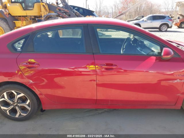3KPF24AD8LE182202 KIA Forte Lxs