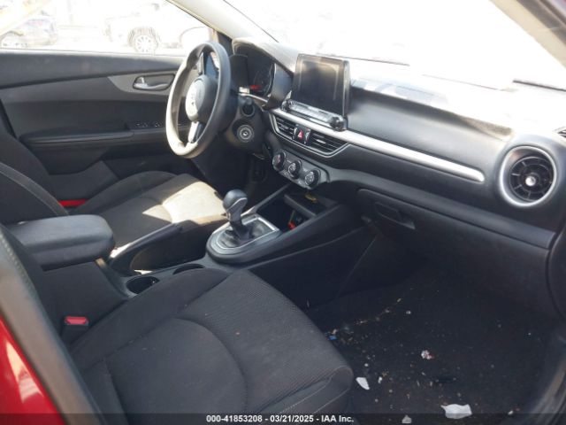 3KPF24AD8LE182202 KIA Forte Lxs