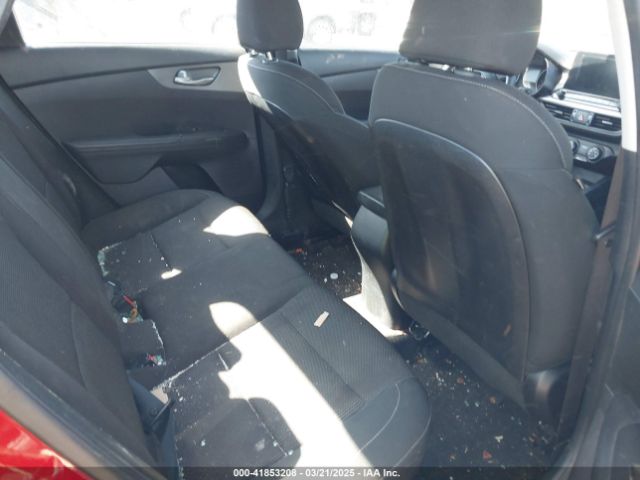 3KPF24AD8LE182202 KIA Forte Lxs