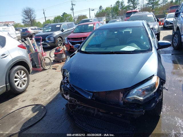 2T1BURHE1GC579320 Toyota COROLLA LE