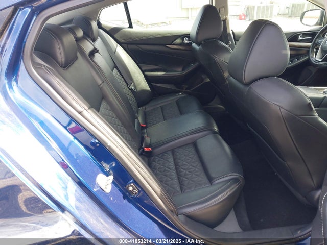 1N4AA6APXHC437102 Nissan Maxima 3.5 Platinum