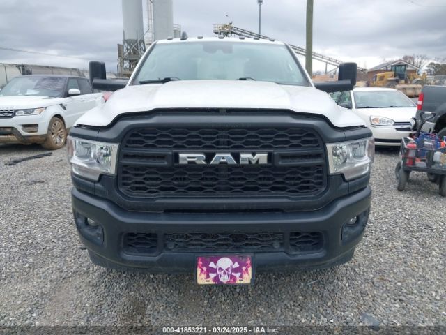 3C6UR5CJ4LG272647 RAM 2500 Tradesman  4x4 6'4 Box