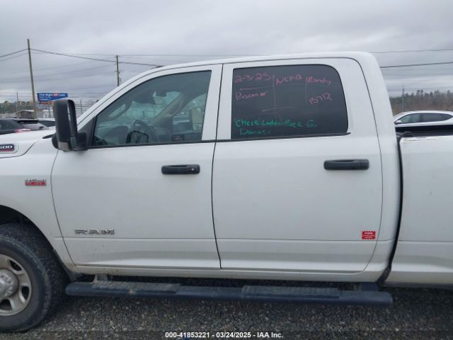 3C6UR5CJ4LG272647 RAM 2500 Tradesman  4x4 6'4 Box
