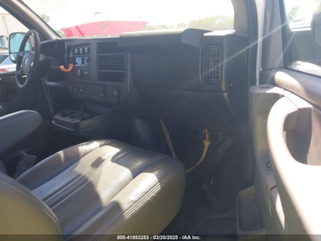 1GCZGUCG4F1113116 Chevrolet Express 3500 Work Van