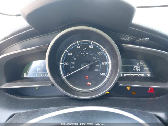 3MYDLBYV7KY523918 Toyota YARIS LE