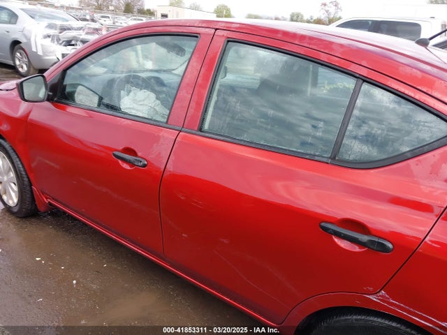 3N1CN7APXJL864743 Nissan Versa 1.6 S+
