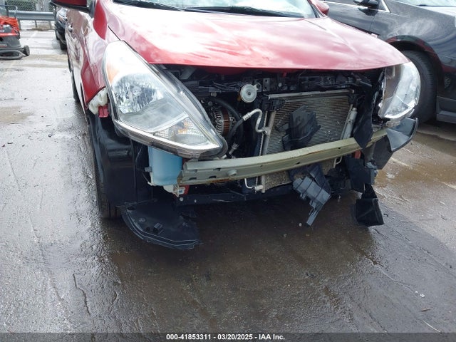 3N1CN7APXJL864743 Nissan Versa 1.6 S+
