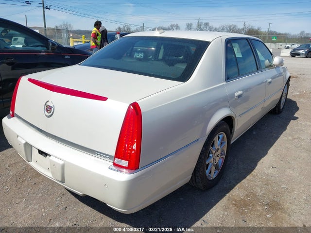 2010 CADILLAC DTS 1G6KD5EY9AU107375 Photo 3