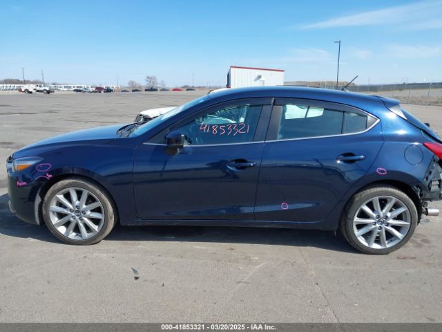 3MZBN1L7XHM119916 Mazda Mazda3 Touring
