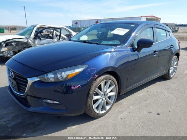 3MZBN1L7XHM119916 Mazda Mazda3 Touring