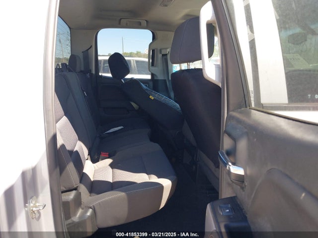 1GCVKREC9JZ335603 Chevrolet Silverado 1500 2lt